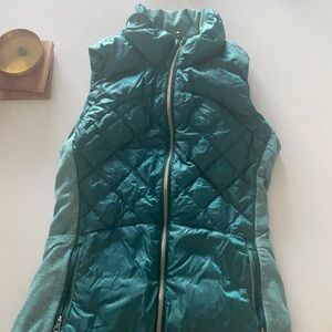 Lululemon outdoor vest size 4